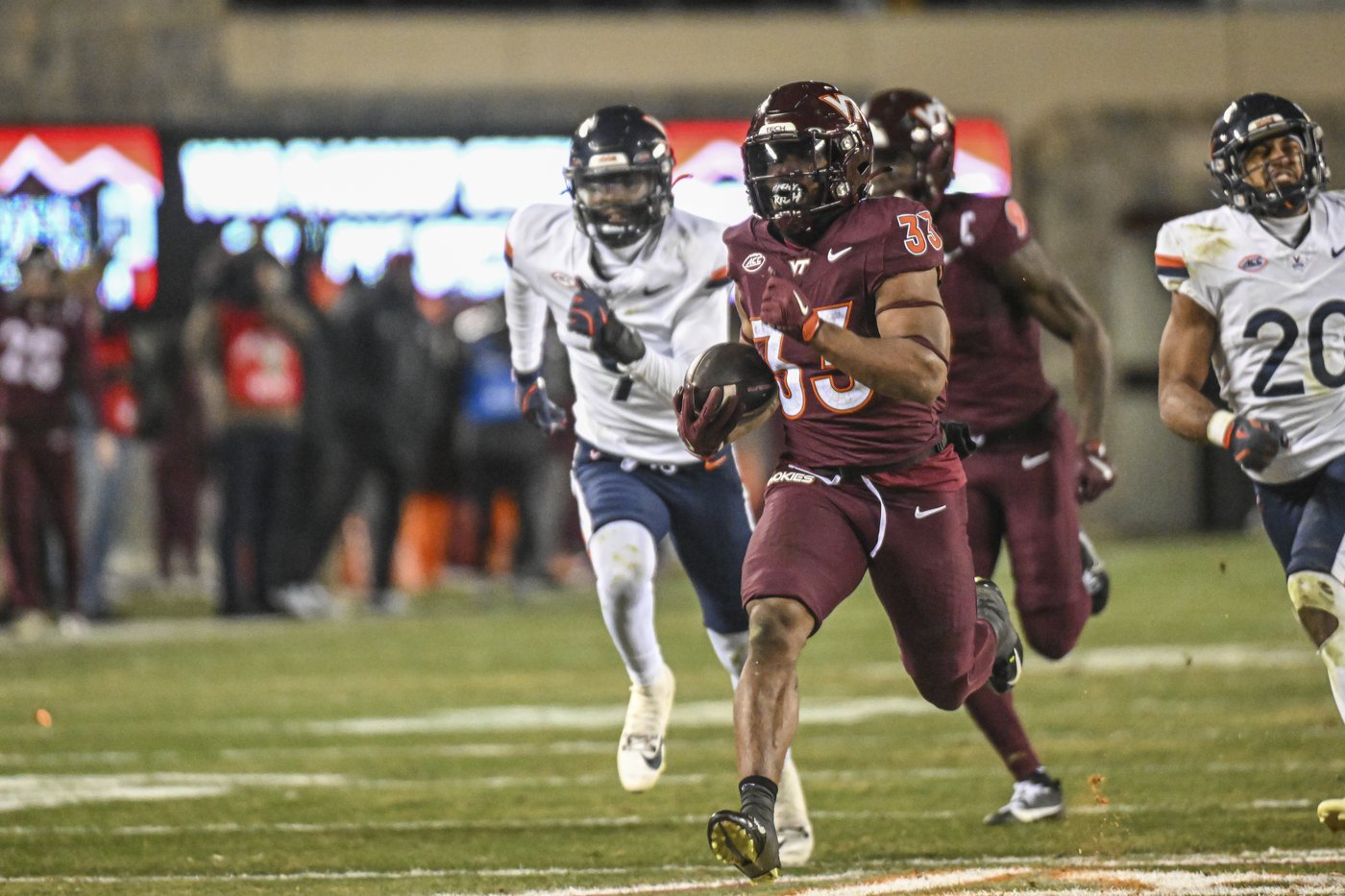 Pop Watson helps Virginia Tech become bowl eligible with 37-17 victory over rival Virginia | iNFOnews.ca
