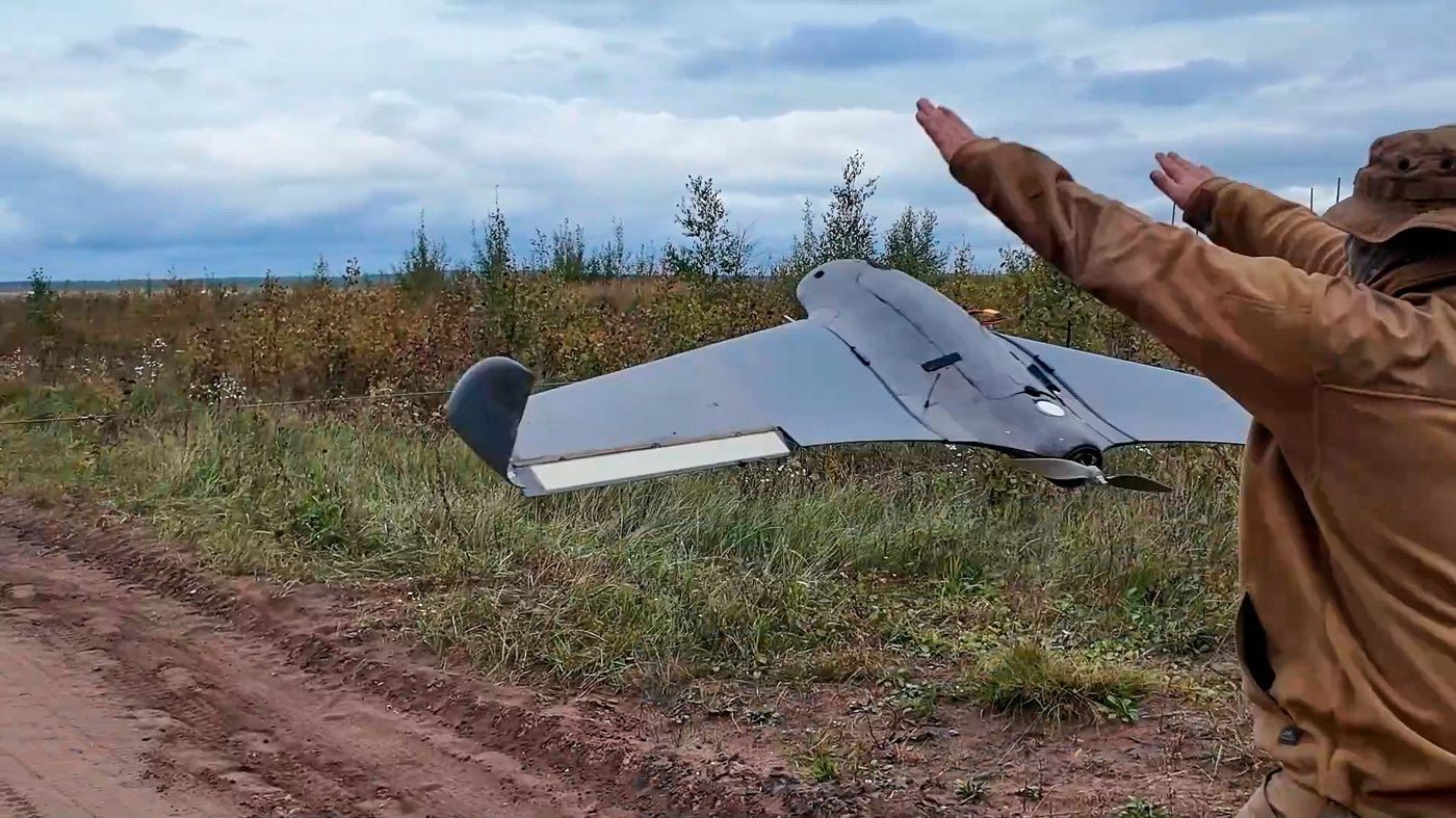 Zelenskyy warns that Russian drones endanger Chernobyl and other nuclear plants in Ukraine | iNFOnews.ca