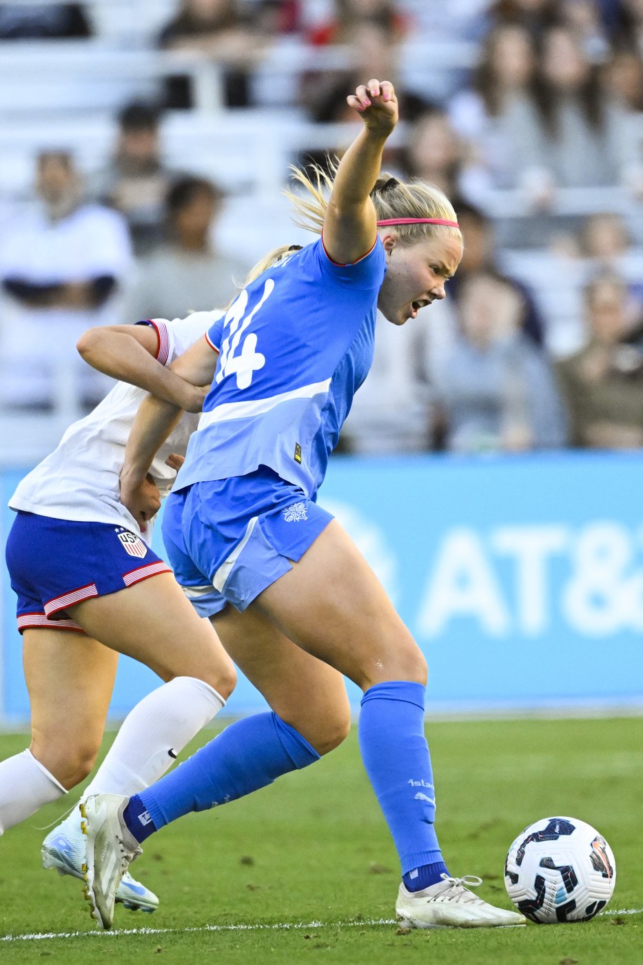 USWNT comes from behind for 3-1 win over Iceland | iNFOnews.ca