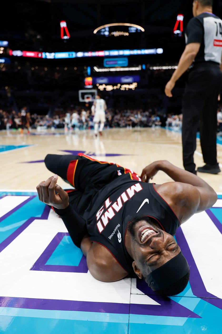 Bam Adebayo injured after LaMelo Ball trips him. Heat coach says Ball should have been ejected | iNFOnews.ca Bam Adebayo injured after LaMelo Ball trips him. Heat coach says Ball should have been ejected | iNFOnews.ca