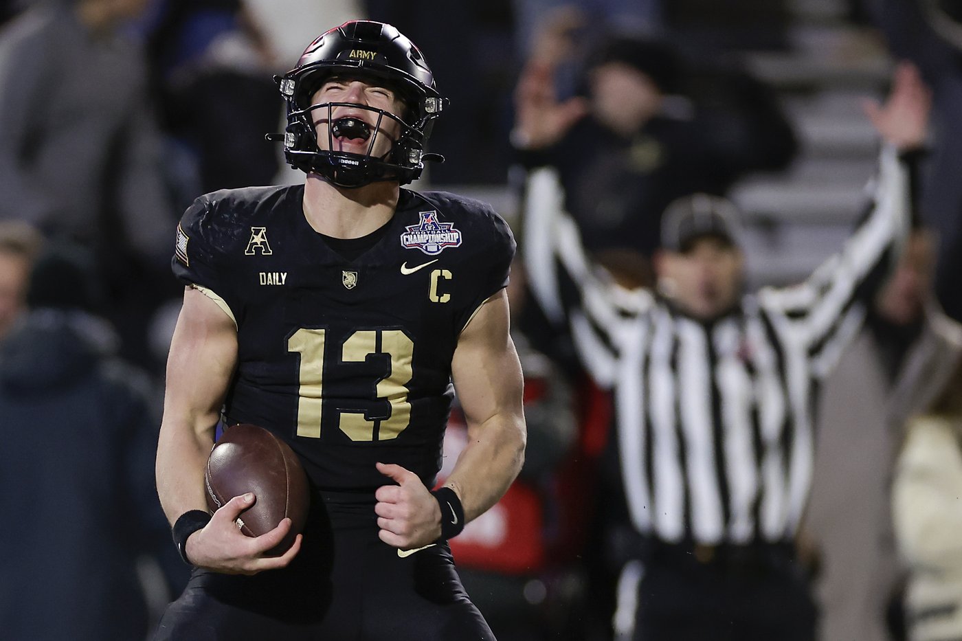No. 24 Army wins AAC championship in first attempt as Daily runs for 4 TDs in 35-14 win over Tulane | iNFOnews.ca