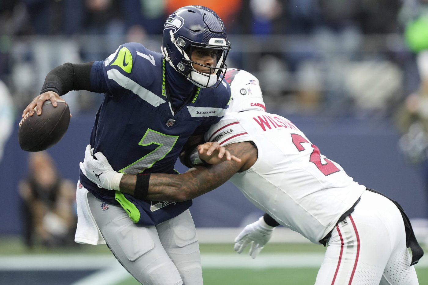Coby Bryant's pick-6 highlights big day for Seahawks' defense in 16-6 win over Cardinals | iNFOnews.ca