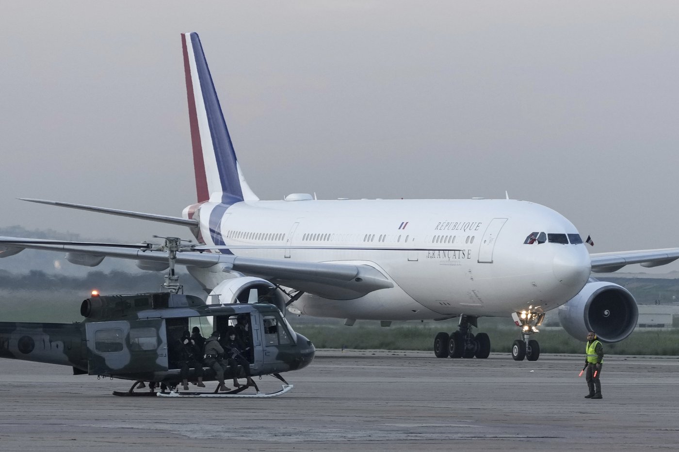 France's Macron expresses support for new leadership in Lebanon as it recovers from crisis | iNFOnews.ca France's Macron expresses support for new leadership in Lebanon as it recovers from crisis | iNFOnews.ca