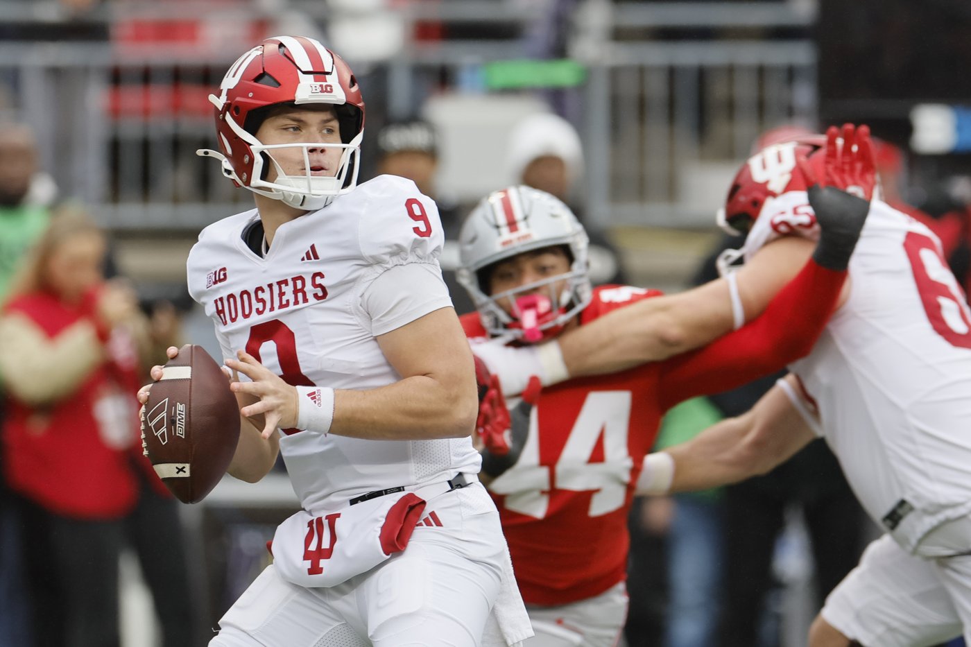Indiana quarterback Rourke earns Jon Cornish Trophy as top Canadian in NCAA football | iNFOnews.ca