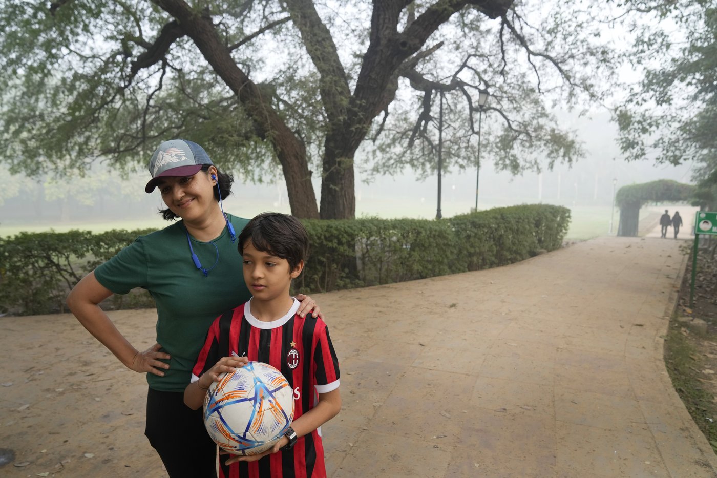 Park regulars in New Delhi's Lodhi Garden say toxic pollution levels won't force them out | iNFOnews.ca