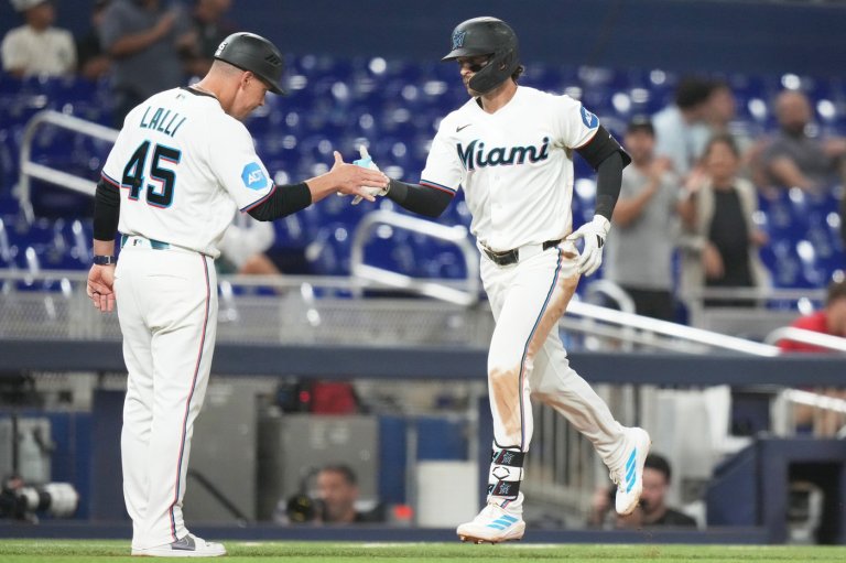 Conine and Norby homer to lead the Marlins to a 7-4 win over the Reds | iNFOnews.ca