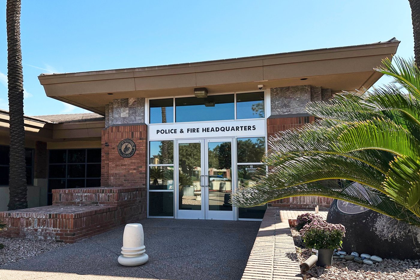 Arizona fugitive convicted in US sex crimes case arrested in France after years on the run | iNFOnews.ca Arizona fugitive convicted in US sex crimes case arrested in France after years on the run | iNFOnews.ca