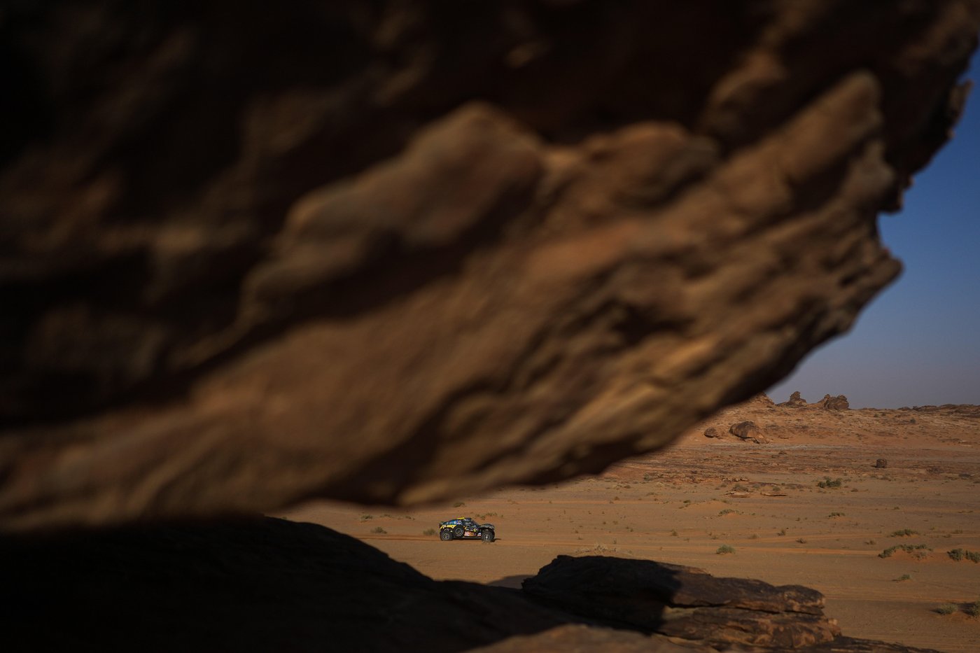 Guthrie wins second Dakar Rally stage after Roma penalty and Sanders regains bike lead | iNFOnews.ca