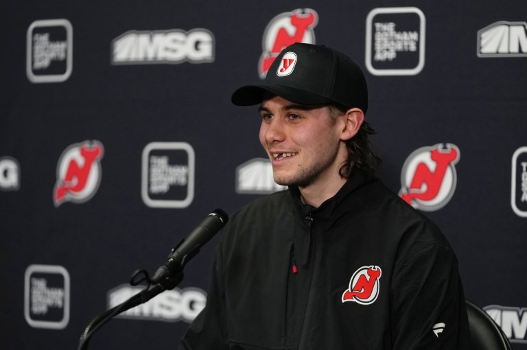 Jack Hughes has a hat trick and an assist in the Devils’ 6-3 win over the Rangers | iNFOnews.ca