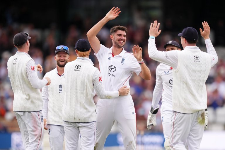 Morning rain delays England's reply to Pakistan's 171 all out on Day 2 of first test | iNFOnews.ca