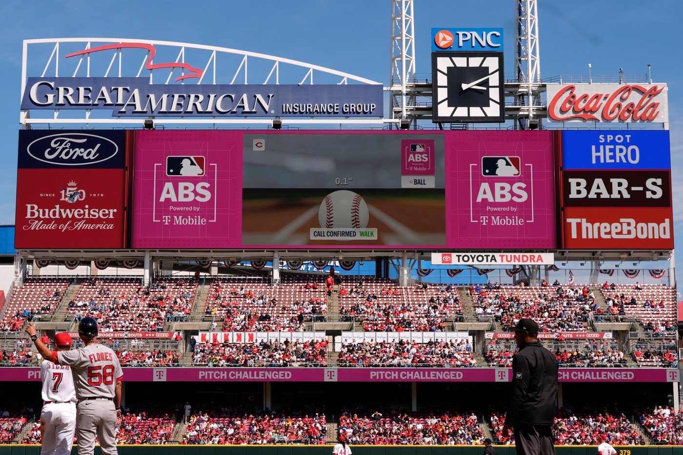 Players say MLB's robot umpires are shrinking the strike zone | iNFOnews.ca