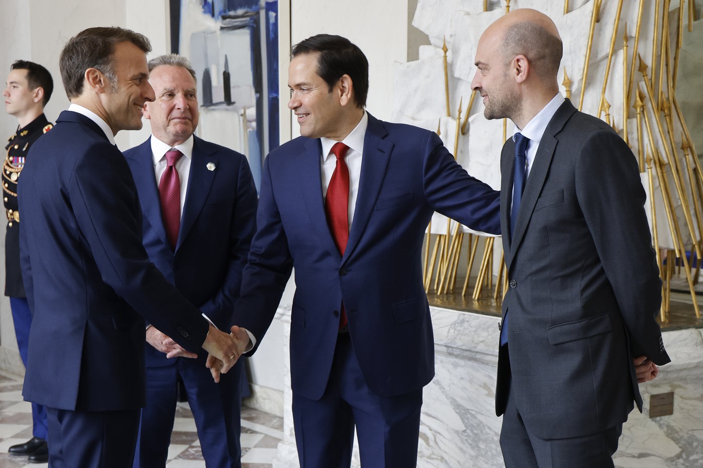 Rubio and Witkoff met Ukrainian and European officials for landmark talks on Ukraine's future | iNFOnews.ca