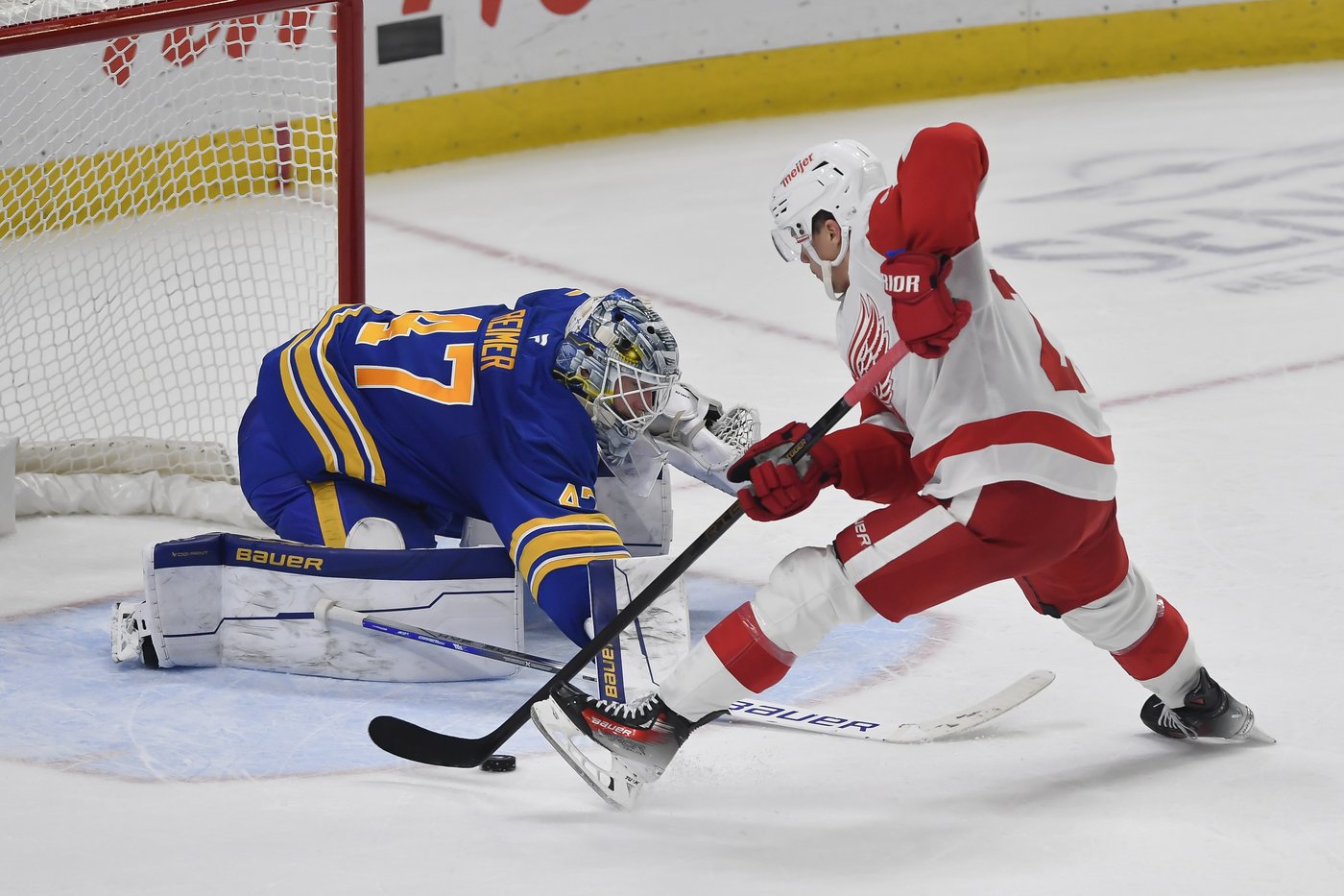NHL roundup: Red Wings snap five-game skid by beating Sabres 6-5 in a shootout | iNFOnews.ca NHL roundup: Red Wings snap five-game skid by beating Sabres 6-5 in a shootout | iNFOnews.ca