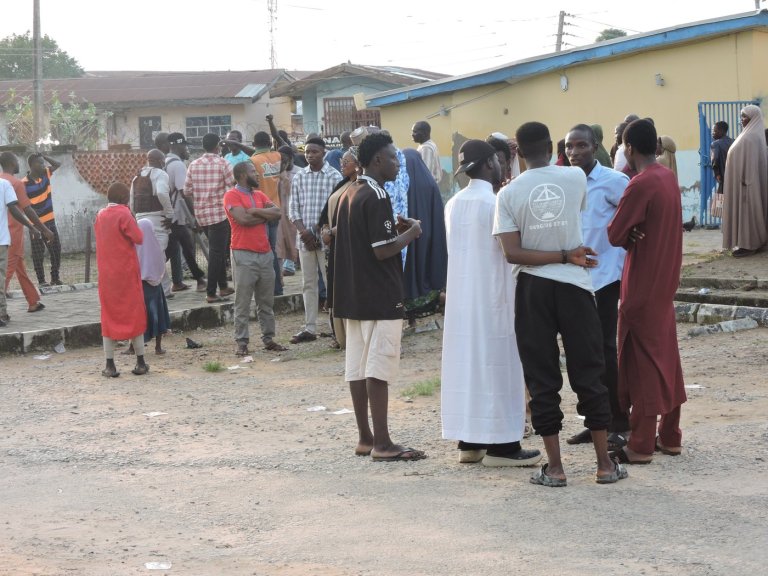 Nigeria police fire tear gas at protesters gathering over the deaths of 37 miners in custody | iNFOnews.ca
