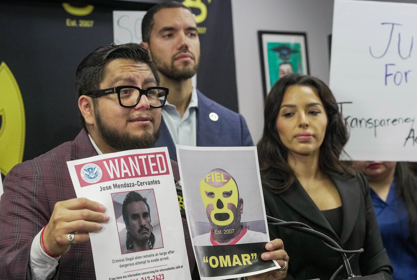 Texas prosecutor says ICE officer appeared to intentionally strike a man with a vehicle in Houston | iNFOnews.ca Texas prosecutor says ICE officer appeared to intentionally strike a man with a vehicle in Houston | iNFOnews.ca