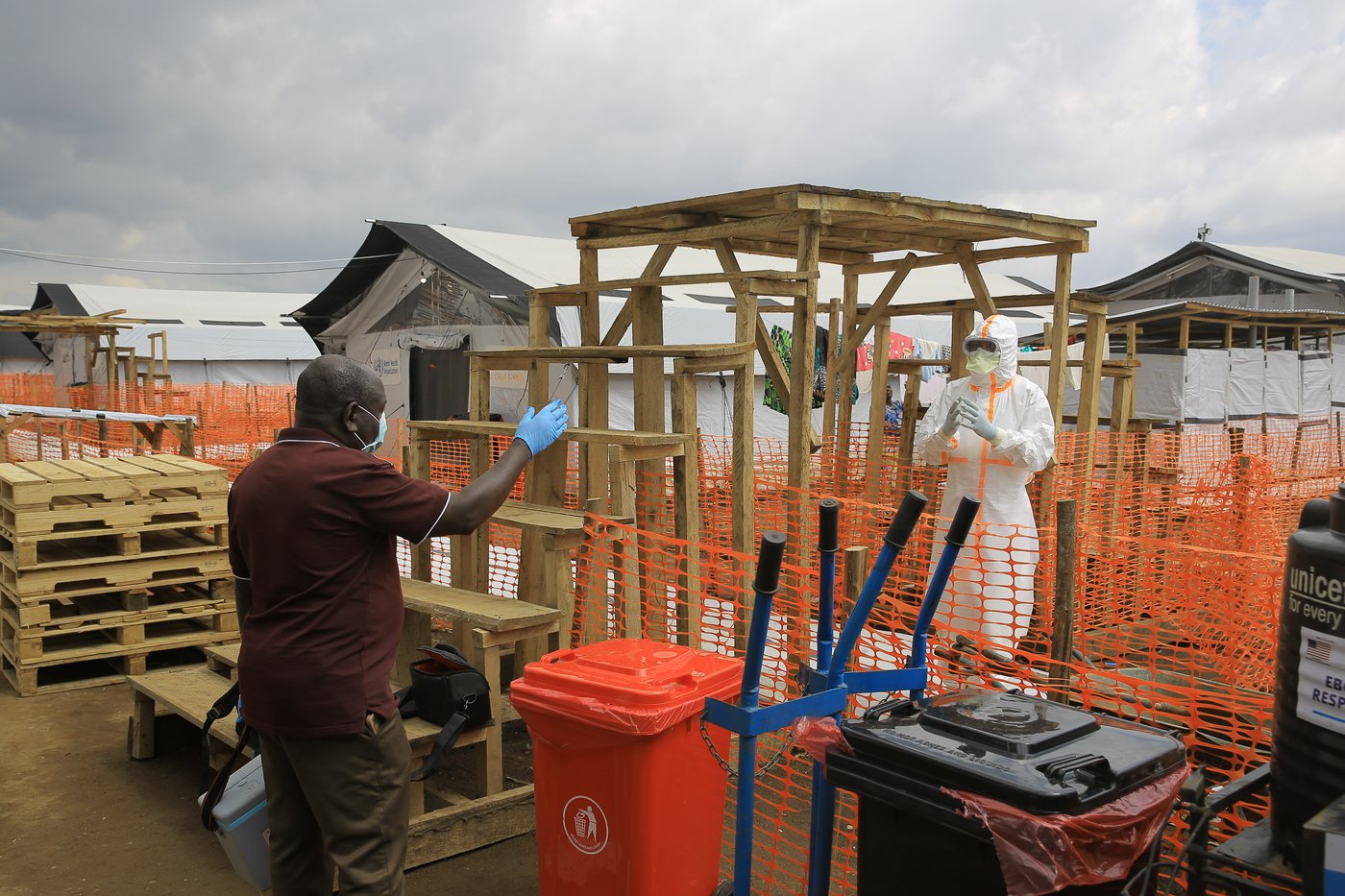 An Ebola treatment center was burned down as the death toll in Congo passes 4,000 | iNFOnews.ca An Ebola treatment center was burned down as the death toll in Congo passes 4,000 | iNFOnews.ca