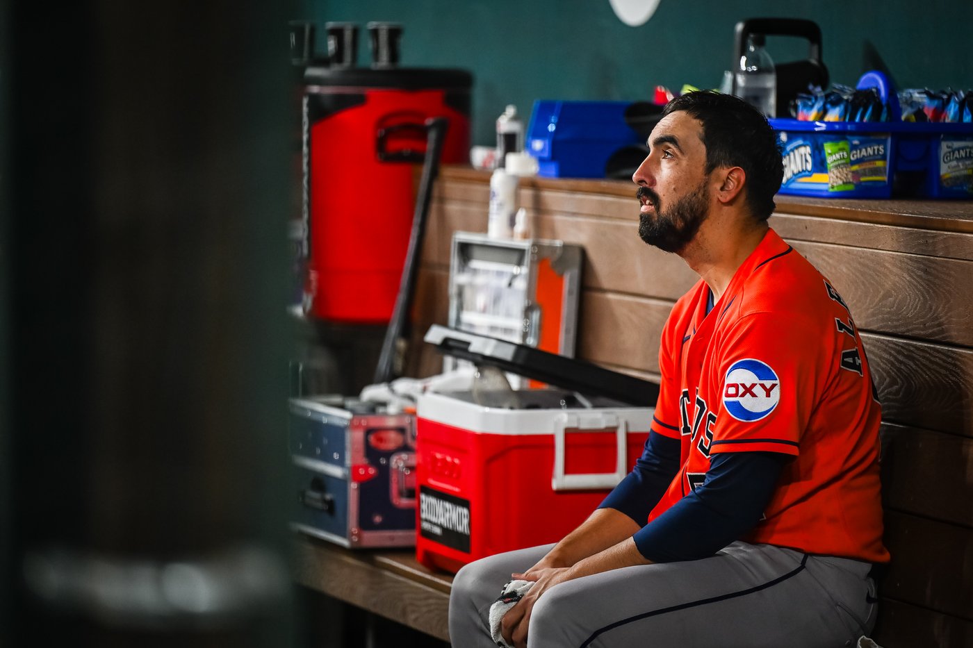 Rangers try to make sense of an 8-run 1st a night after Astros threw a no-hitter at them | iNFOnews.ca
