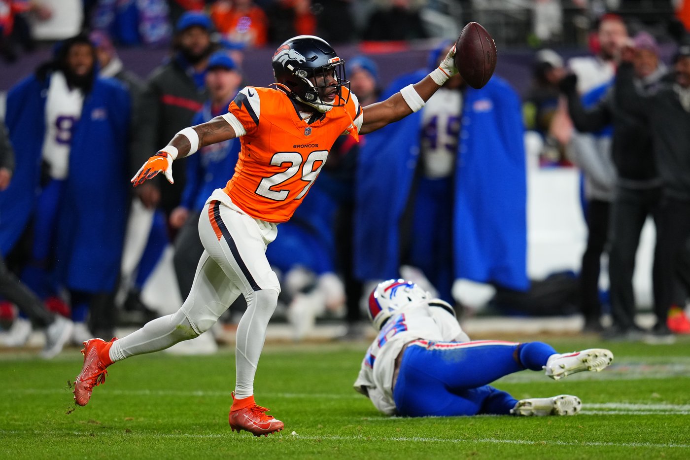 Broncos advance to AFC title game, beating Bills 33-30 in overtime | iNFOnews.ca