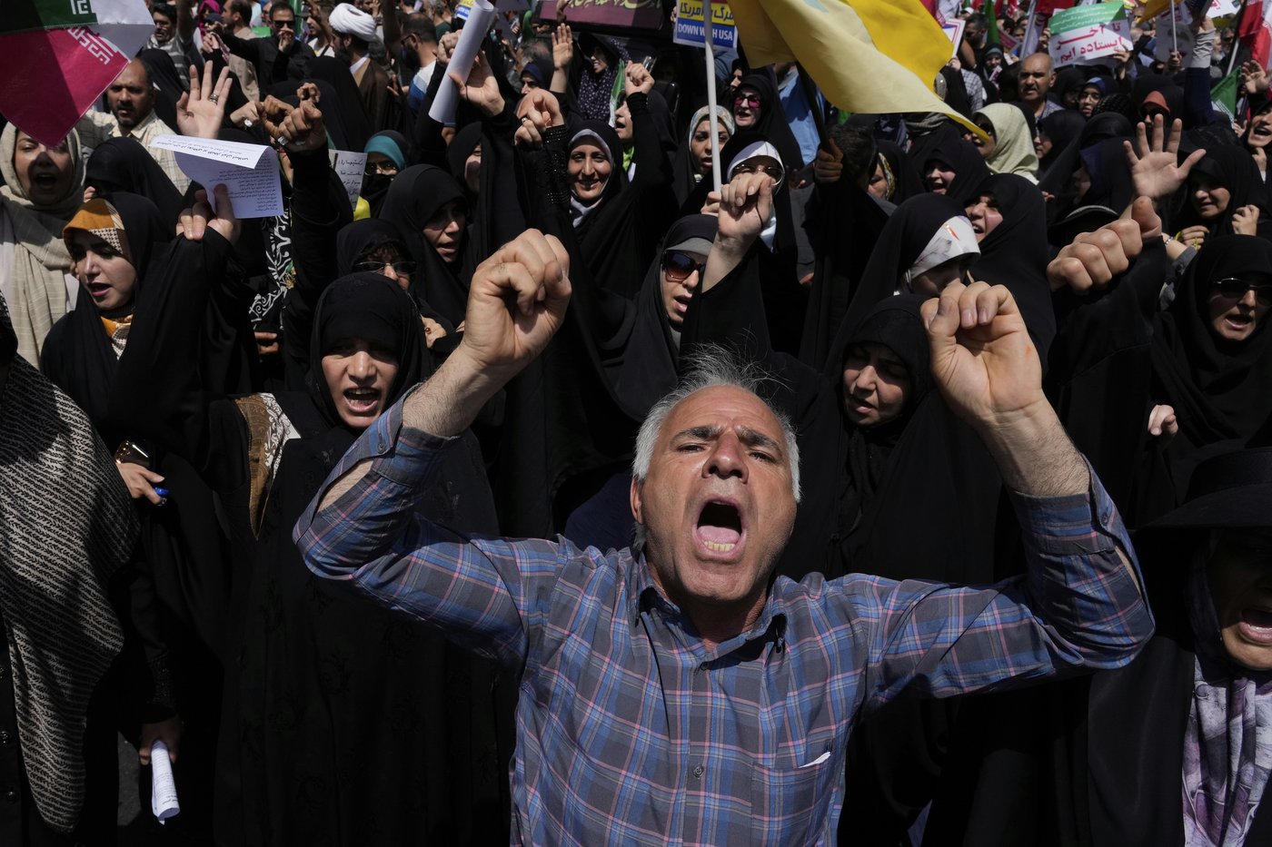 A week into war, Israel and Iran trade fire as Europe's diplomatic effort yields no breakthrough | iNFOnews.ca