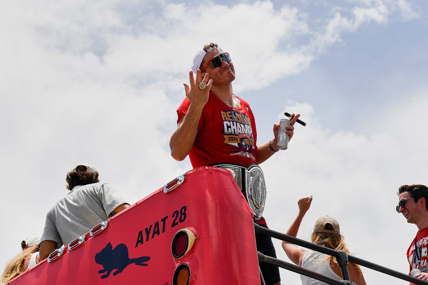 'This is amazing': Panthers celebrate 2nd consecutive Stanley Cup with another parade | iNFOnews.ca