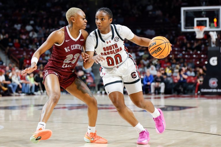 Latson, Edwards lead No. 3 South Carolina to 106-42 win over North Carolina Central | iNFOnews.ca