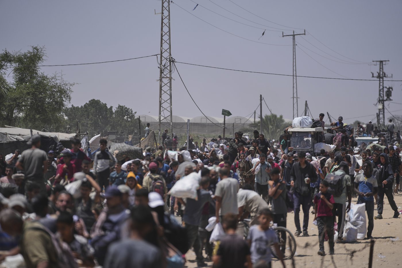 34 killed in deadliest day of shootings near Gaza's new food distribution centers, authorities say | iNFOnews.ca 34 killed in deadliest day of shootings near Gaza's new food distribution centers, authorities say | iNFOnews.ca
