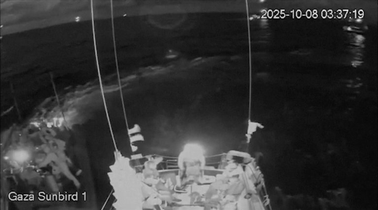 Israeli military intercepts another flotilla heading to Gaza and detains scores of activists | iNFOnews.ca
