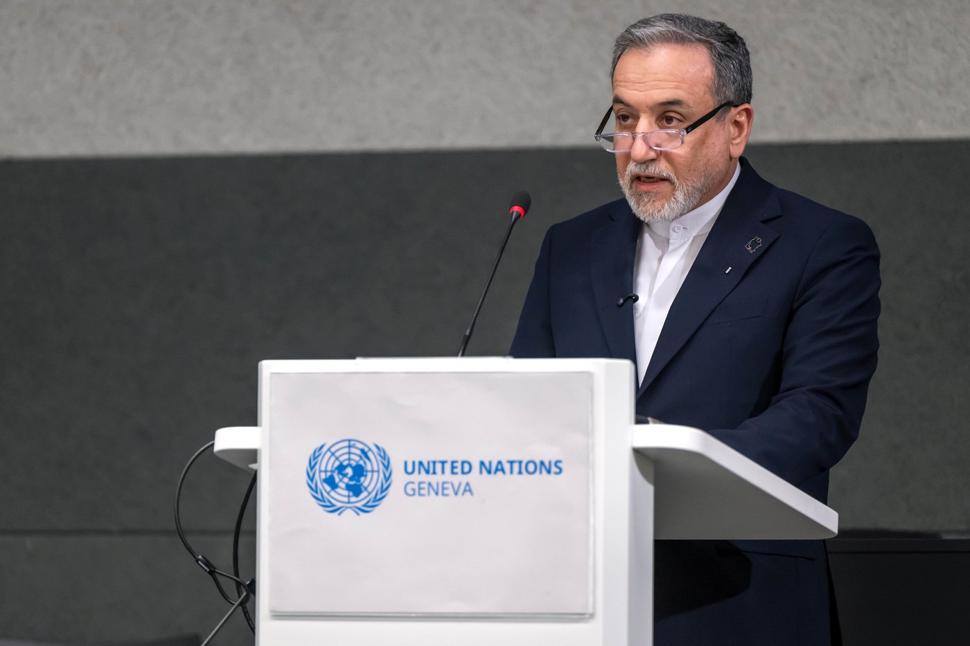 Iran says it temporarily closed the Strait of Hormuz as it held more indirect talks with the US | iNFOnews.ca