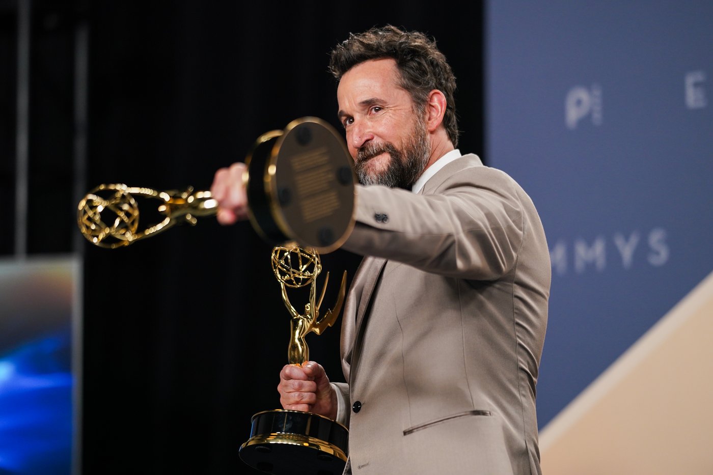 Photos of standout moments from the Emmys | iNFOnews.ca