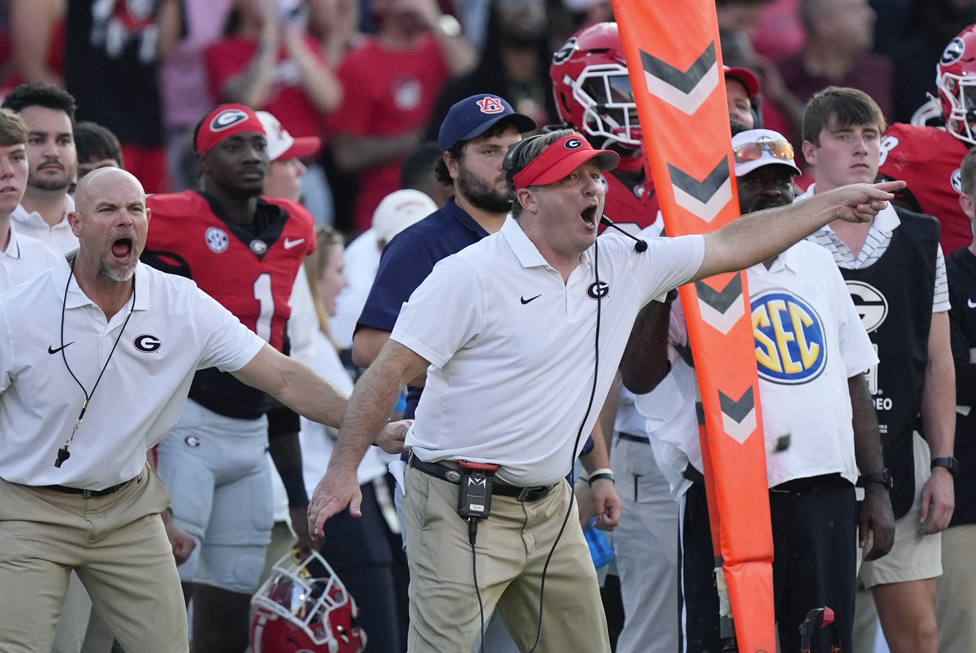 No. 1 Texas gets biggest SEC test yet vs. No. 5 Georgia, the team that started season on top | iNFOnews.ca