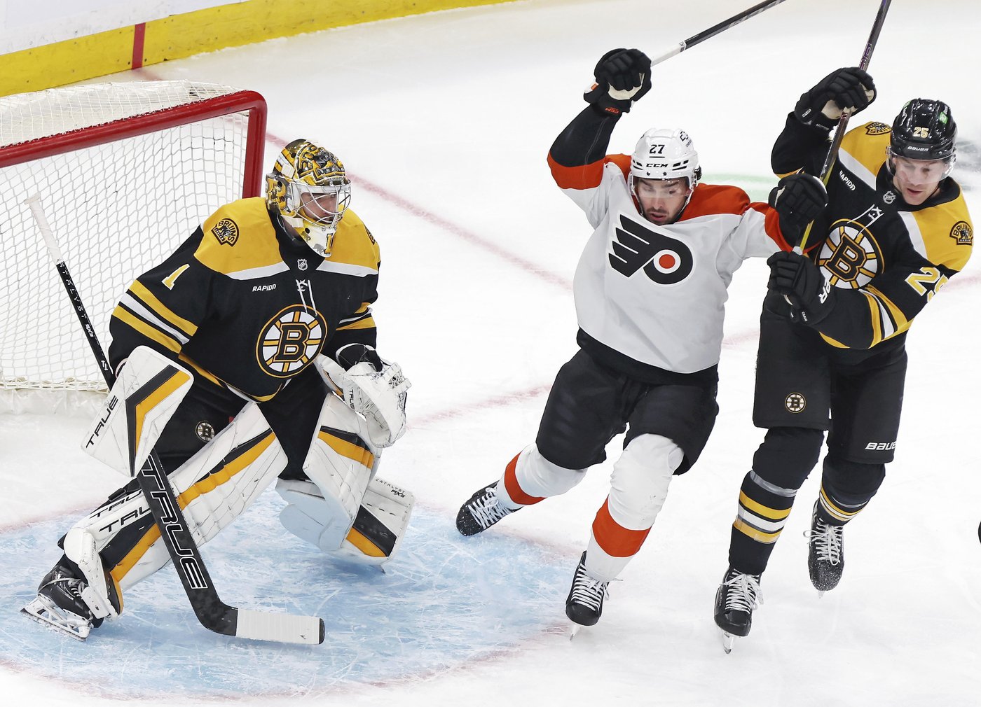 Zacha scores in overtime as the Bruins rally past the Flyers for their 4th straight win | iNFOnews.ca Zacha scores in overtime as the Bruins rally past the Flyers for their 4th straight win | iNFOnews.ca