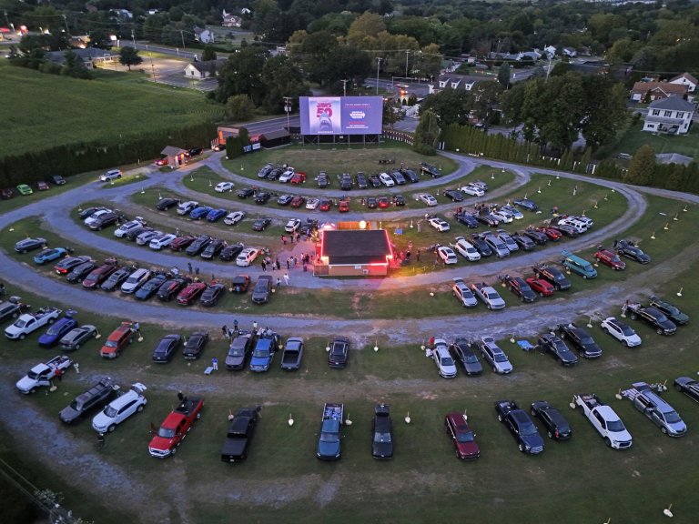 How romance and a road trip led to the purchase of the world's oldest drive-in theater | iNFOnews.ca