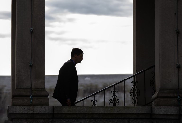 Premier Eby defends budget after credit drop, but opposition says B.C. is going broke | iNFOnews.ca