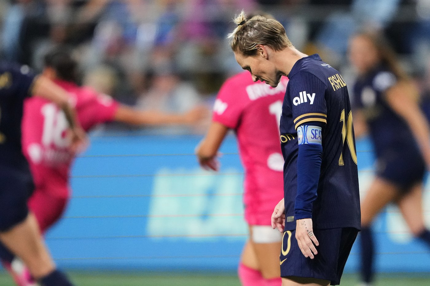 The Courage shut out the Reign 1-0 to climb above playoff line | iNFOnews.ca The Courage shut out the Reign 1-0 to climb above playoff line | iNFOnews.ca