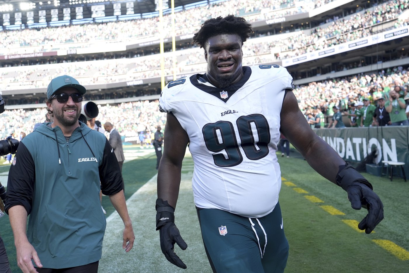 Week 3 NFL chaos: Blocked kicks, walk-off field goals, and a 336-pound hero | iNFOnews.ca