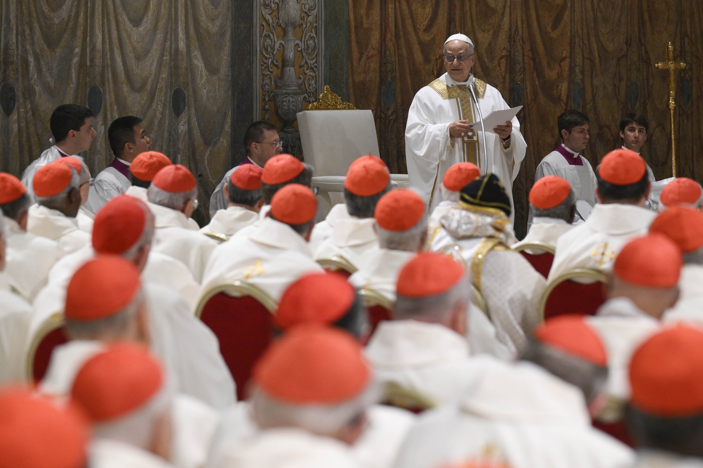 Pope Leo XIV celebrates first Mass as details emerge of how votes coalesced in secret conclave | iNFOnews.ca