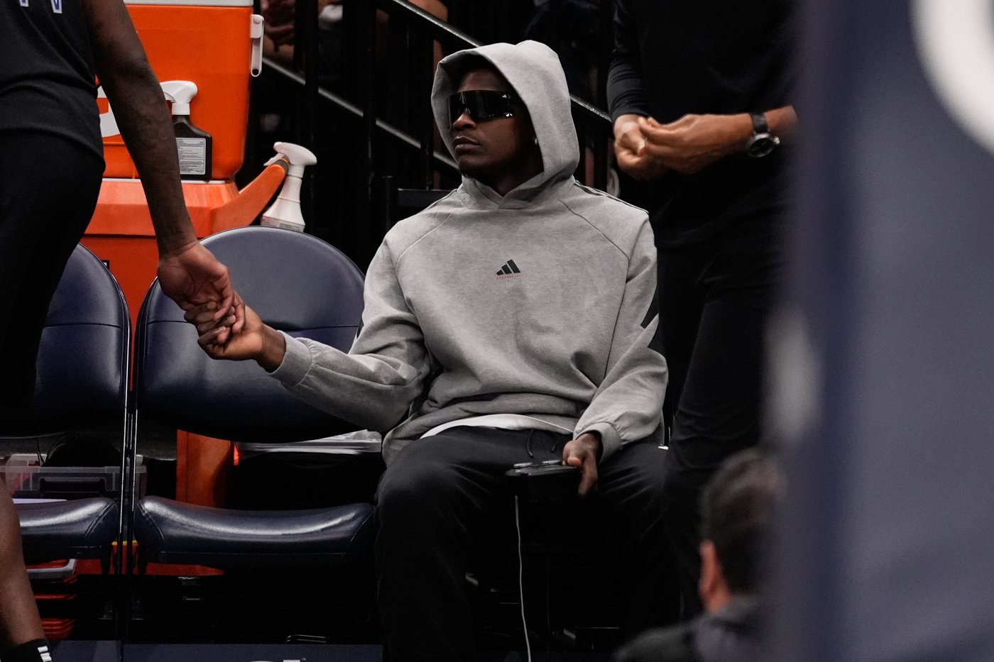 Wolves lean on Randle and the role players for the win, after Edwards exits early | iNFOnews.ca
