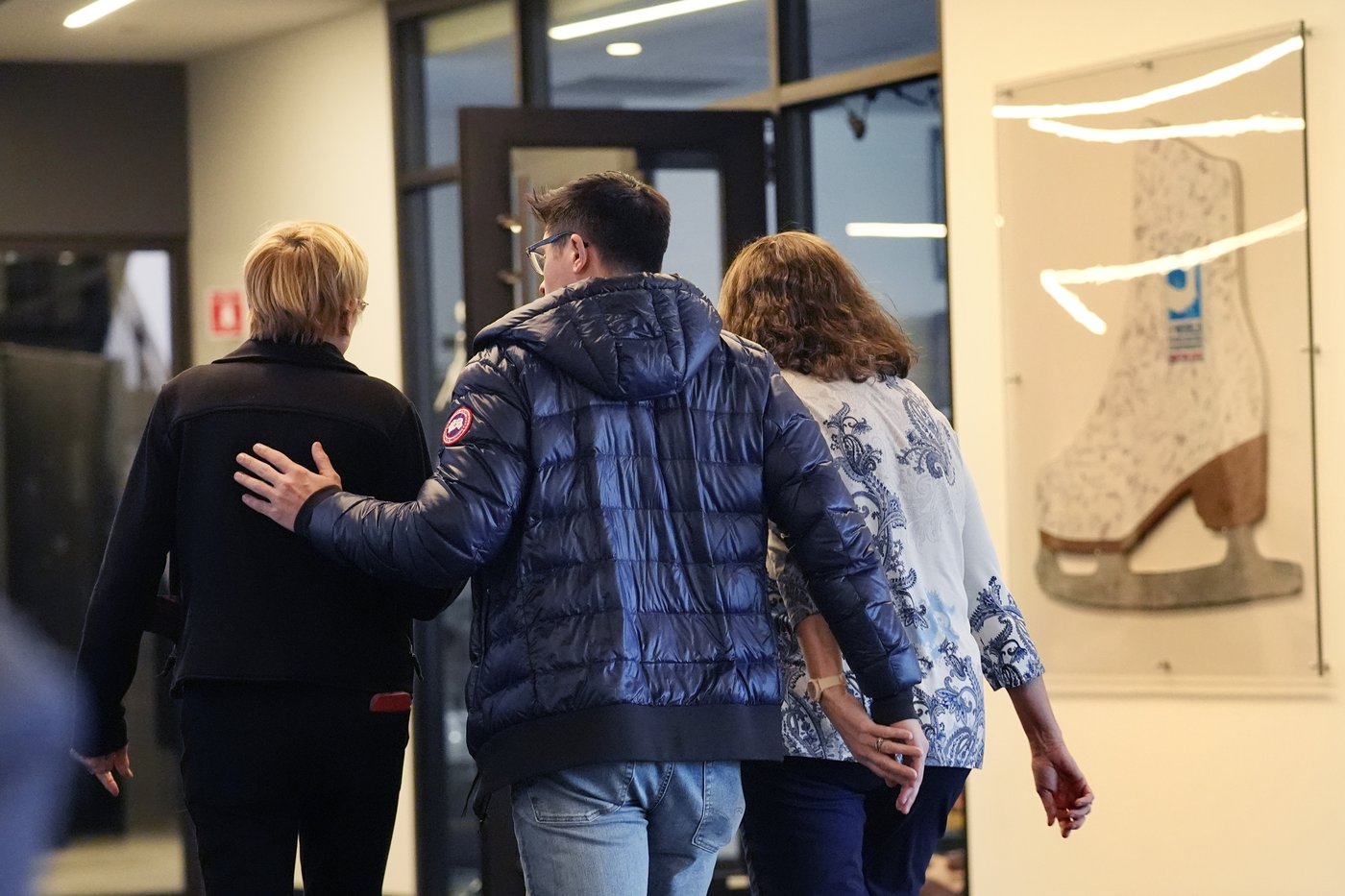 14 from figure skating community killed in plane crash, six of them from Boston club | iNFOnews.ca