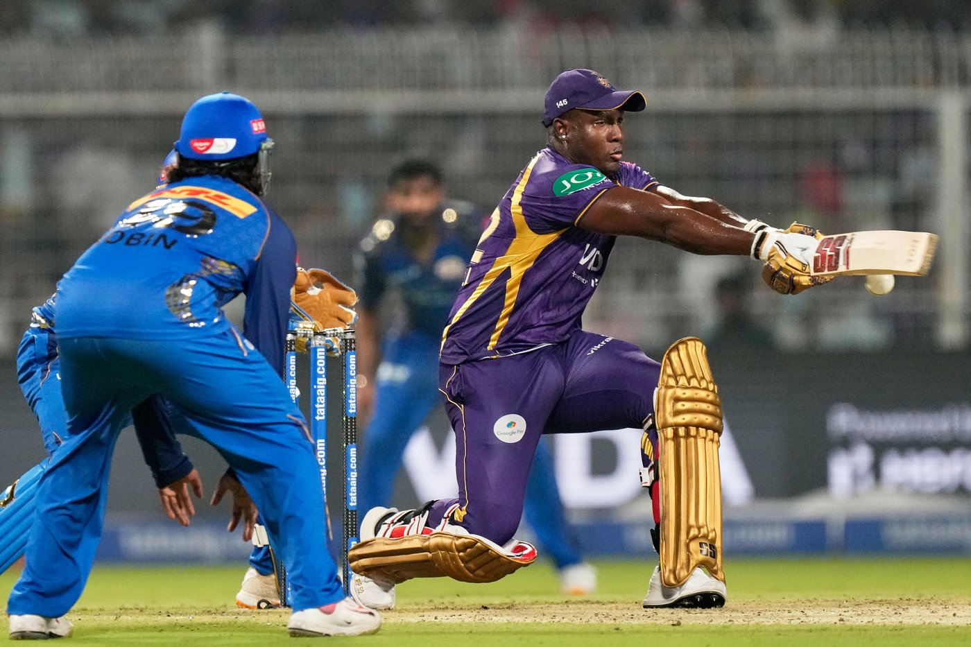 Kolkata stays in playoff contention with 4-wicket win over Mumbai in Indian Premier League | iNFOnews.ca Kolkata stays in playoff contention with 4-wicket win over Mumbai in Indian Premier League | iNFOnews.ca