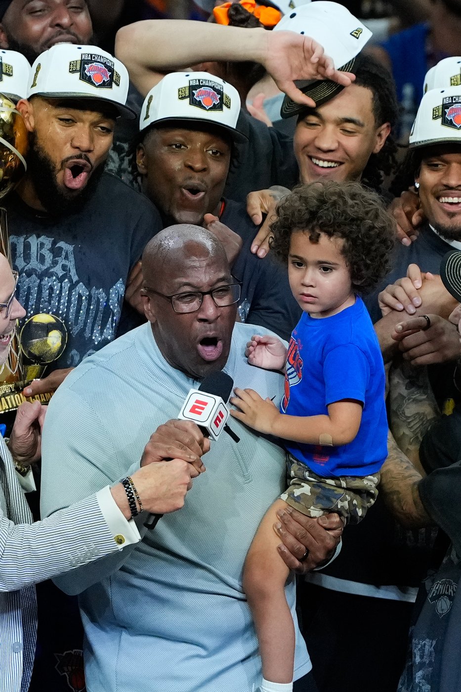 Mike Brown now has been part of 5 NBA championship runs. The Knicks got this one right | iNFOnews.ca