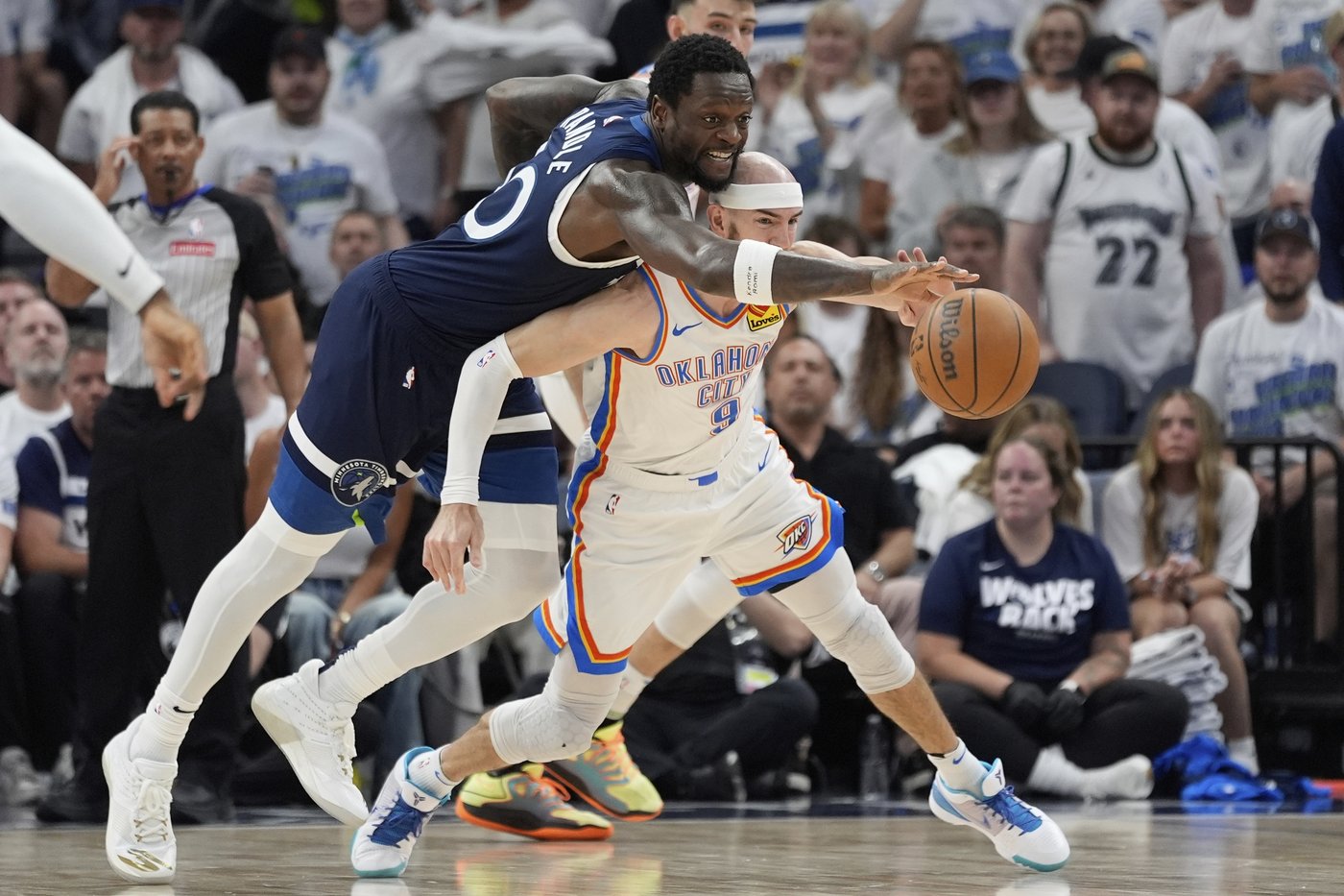 Can Timberwolves keep Randle, Reid, and Alexander-Walker? Connelly says continuity is best | iNFOnews.ca