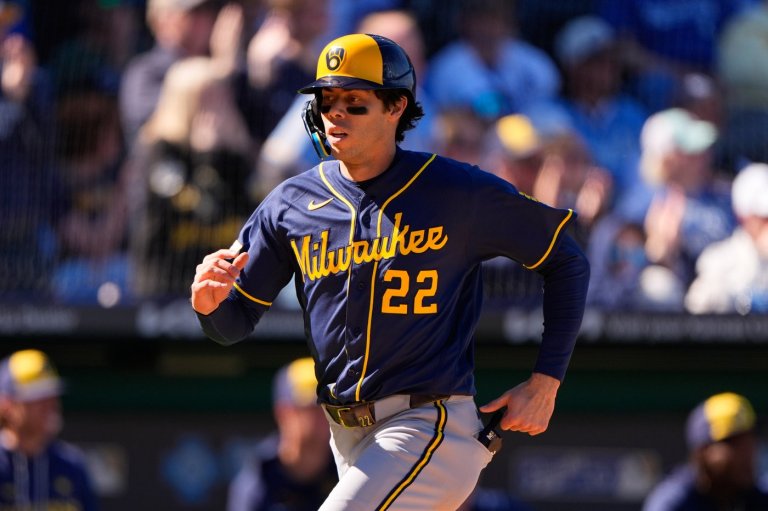 Brewers' Christian Yelich likely to miss at least a month with adductor strain | iNFOnews.ca