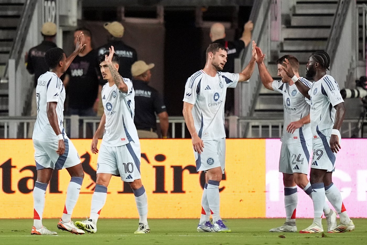 Fire withstand Suárez-led comeback and beat Inter Miami 5-3 to clinch 1st playoff berth since 2017 | iNFOnews.ca
