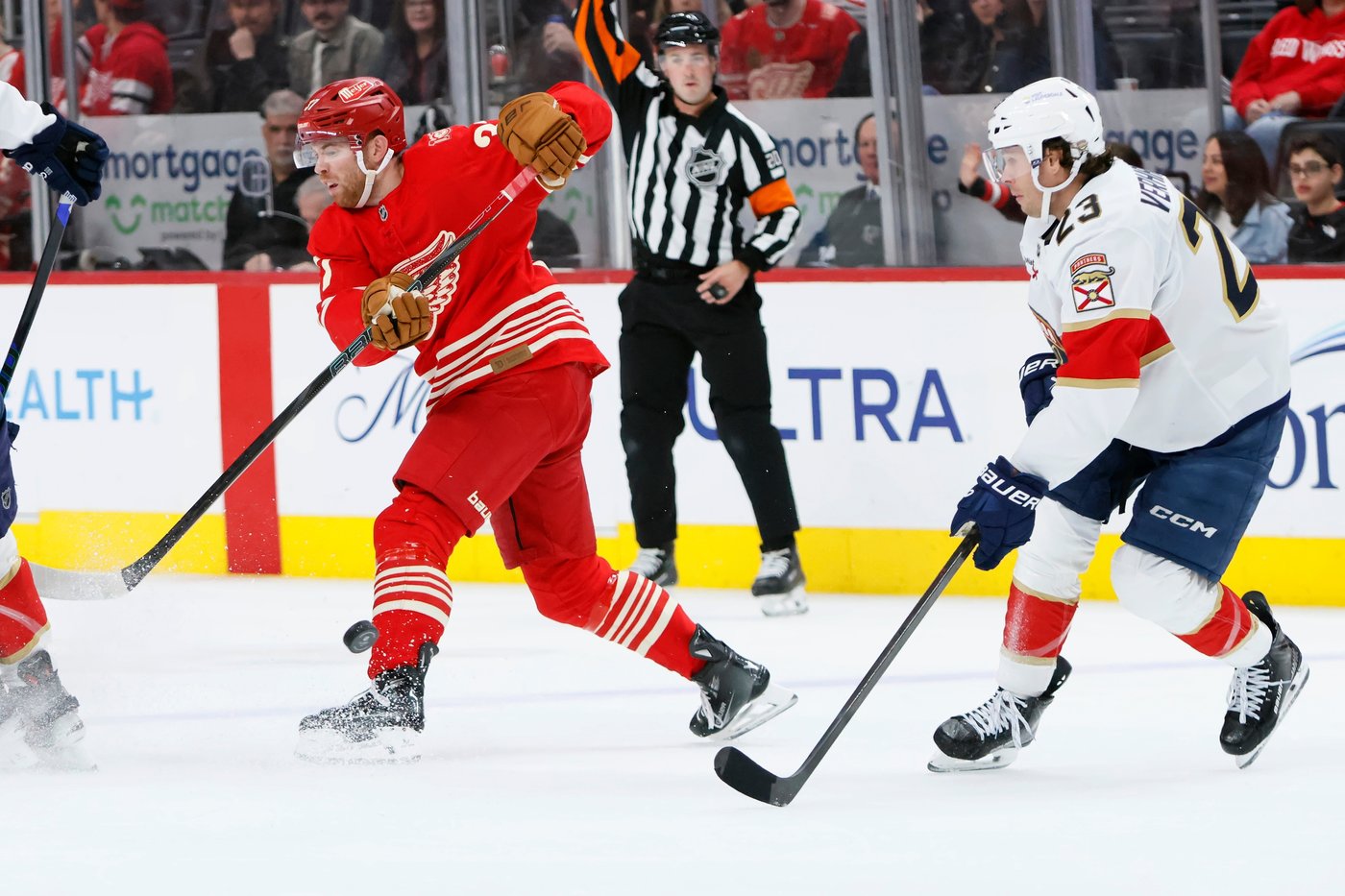 Matthew Tkachuk has hat trick, Panthers beat Red Wings 3-1 to end 4-game losing streak | iNFOnews.ca