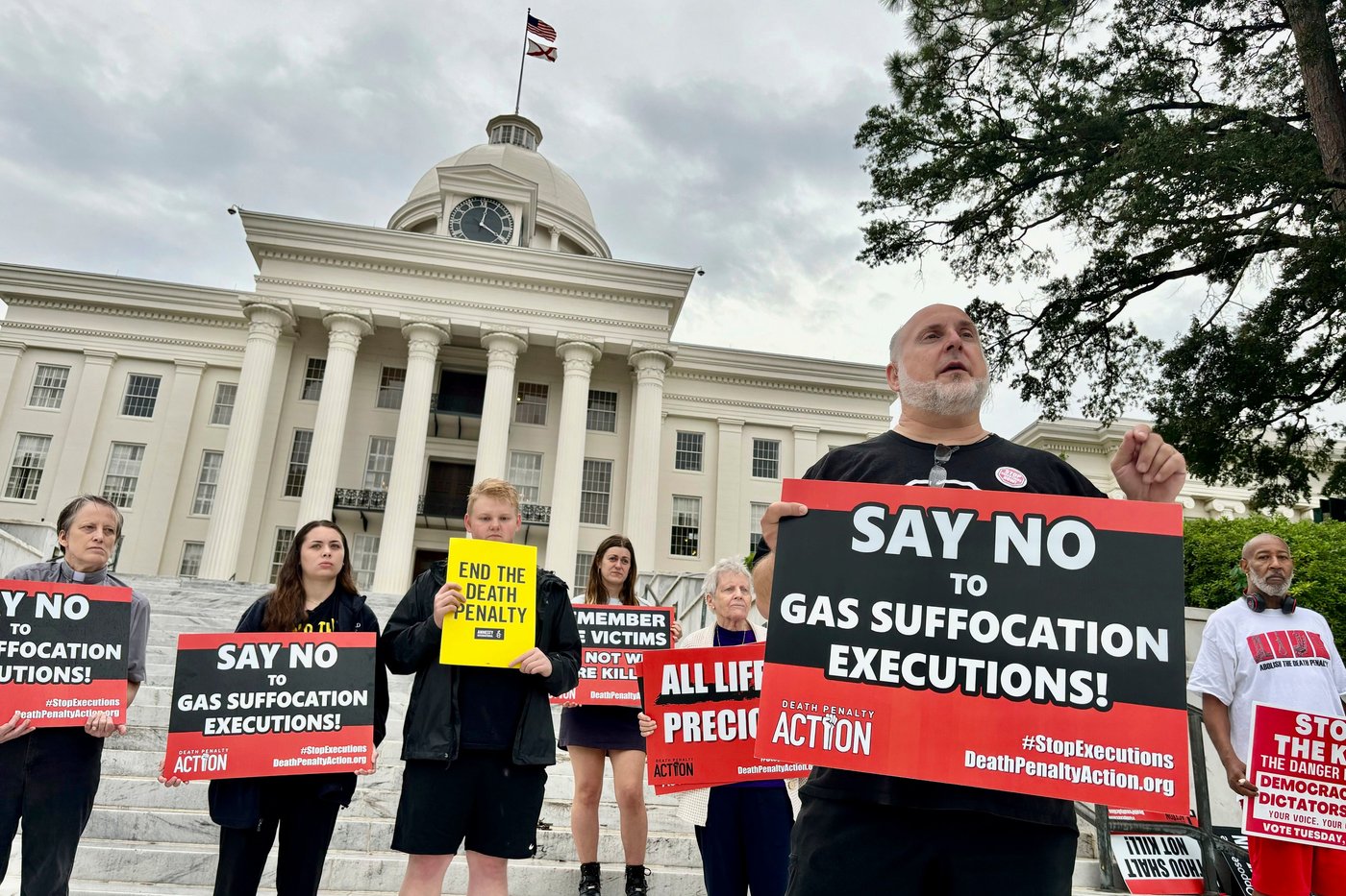 Federal judge upholds constitutionality of nitrogen gas executions | iNFOnews.ca