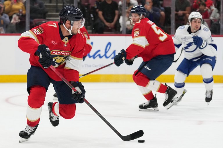 Panthers' Kulikov has surgery, expected to be sidelined about 5 months by upper-body injury | iNFOnews.ca