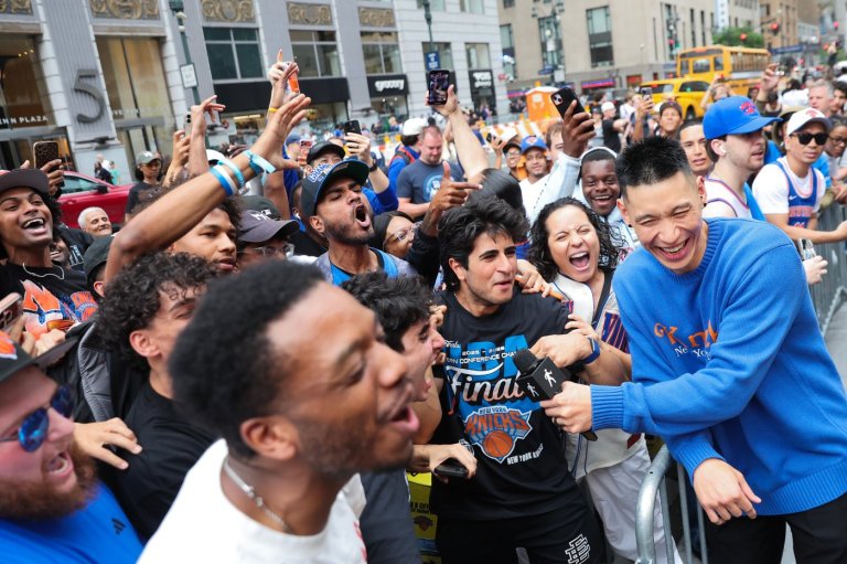 A dream day for New York fans with Knicks on the road to clinch and Brazil vs. Morocco in World Cup | iNFOnews.ca