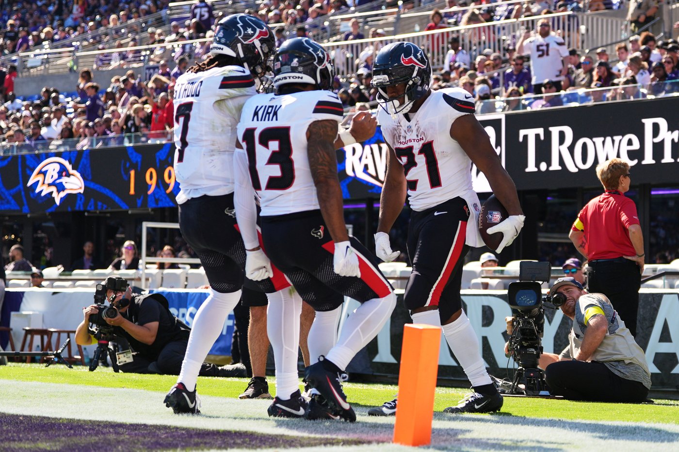 Seahawks look to boost home record on Monday night against the Texans | iNFOnews.ca