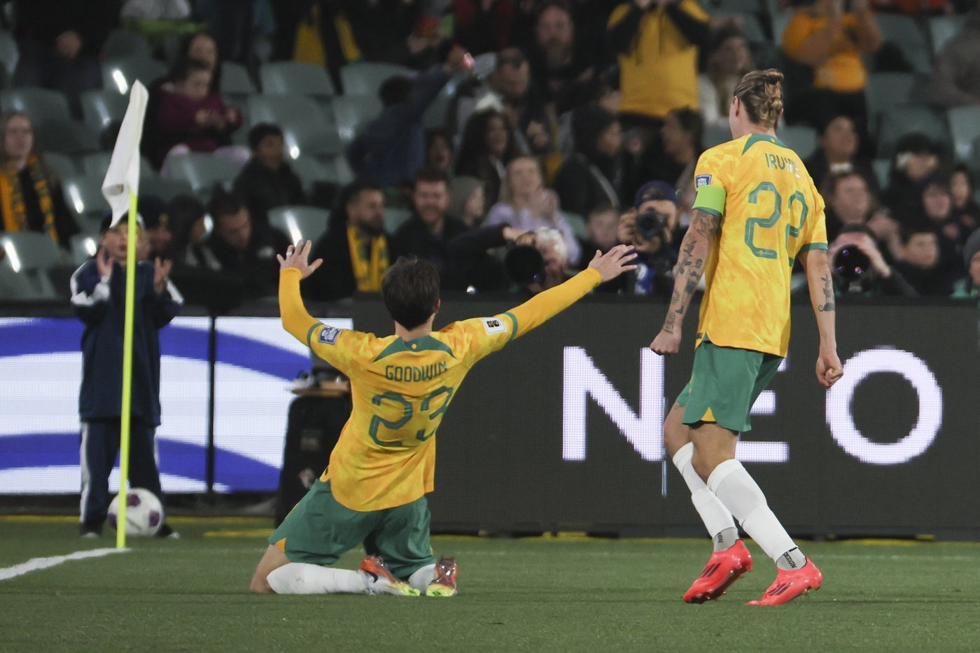 Australia revives World Cup hopes with 3-1 win over China | iNFOnews.ca