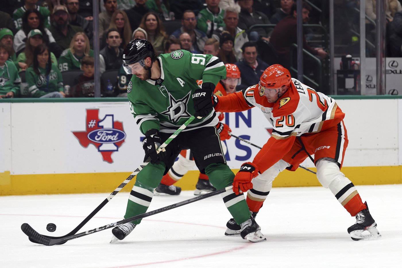 Leason has goal and 2 assists as Ducks beat Stars 4-2 for first winning streak of season | iNFOnews.ca